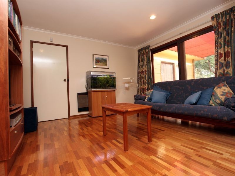 61 McWhae Circuit, Wanniassa ACT 2903