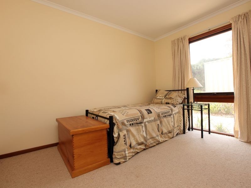 61 McWhae Circuit, Wanniassa ACT 2903