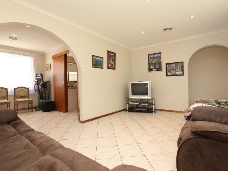 13 Chippindall Circuit, Theodore ACT 2905