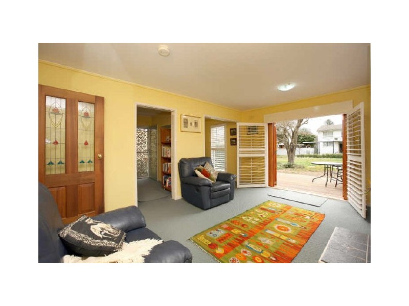 58 Carroll Street, Hughes ACT 2605