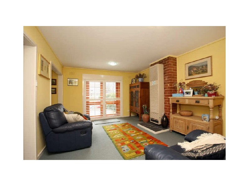 58 Carroll Street, Hughes ACT 2605