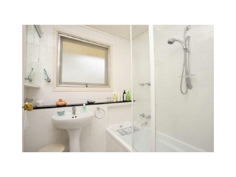 58 Carroll Street, Hughes ACT 2605