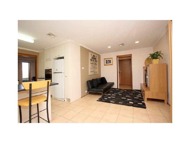 9 Tannabar Place, Isabella Plains ACT 2905