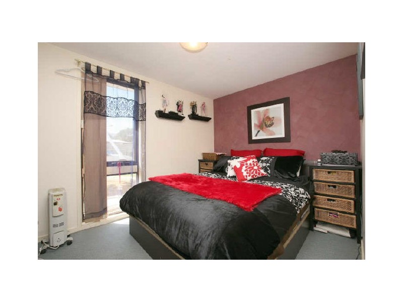 11 Chirnside Place, Kambah ACT 2902