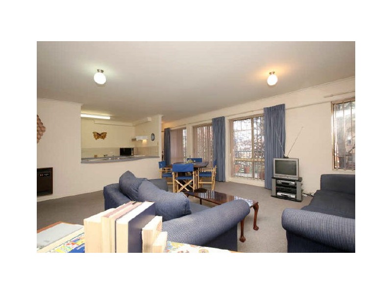 10/10 Tank Street, Phillip ACT 2606