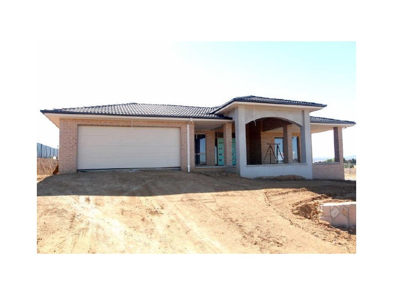 5 Donoghoe Place, Bungendore NSW 2621