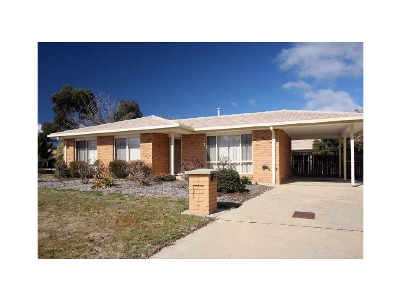 71 Clare Dennis Avenue, Gordon ACT 2906