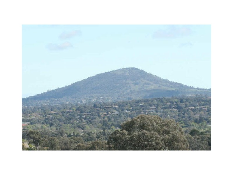 23 Mountain Circuit, Calwell ACT 2905