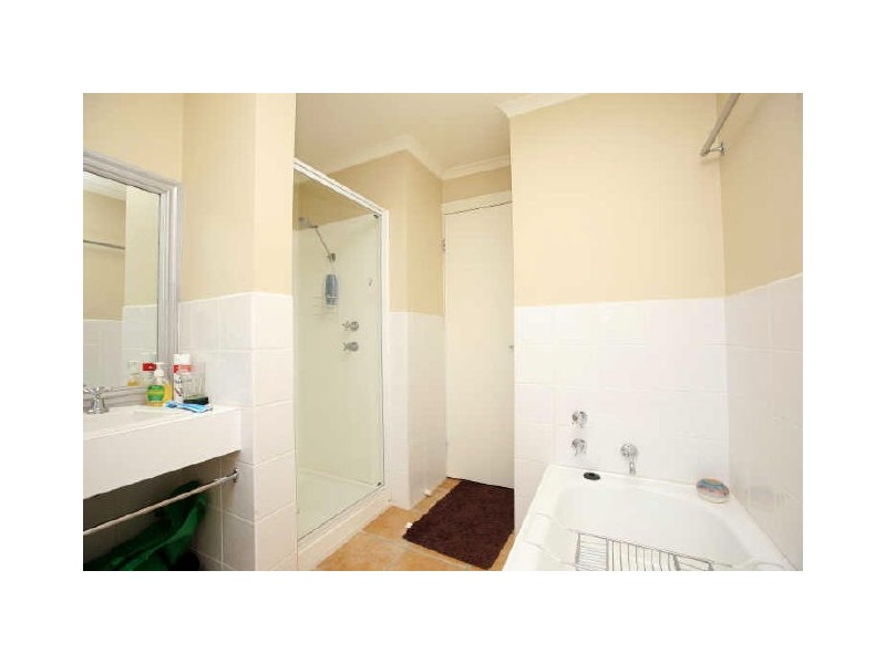 5 Calder Place, Holder ACT 2611