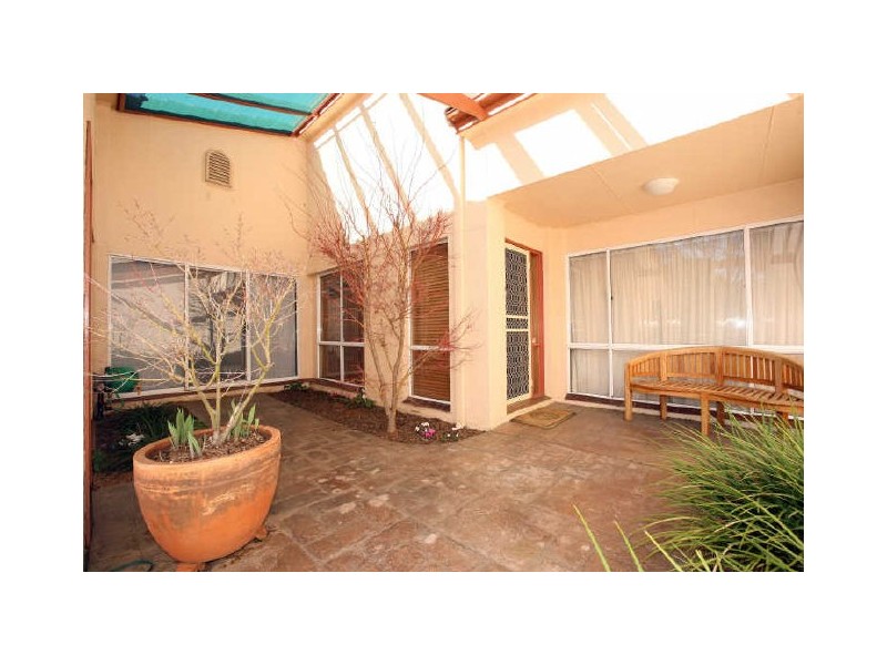 95 De Little Circuit, Greenway ACT 2900