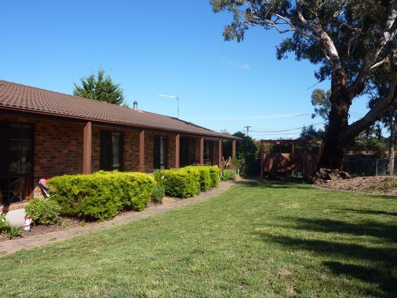 4 Byles Place, Chisholm ACT 2905