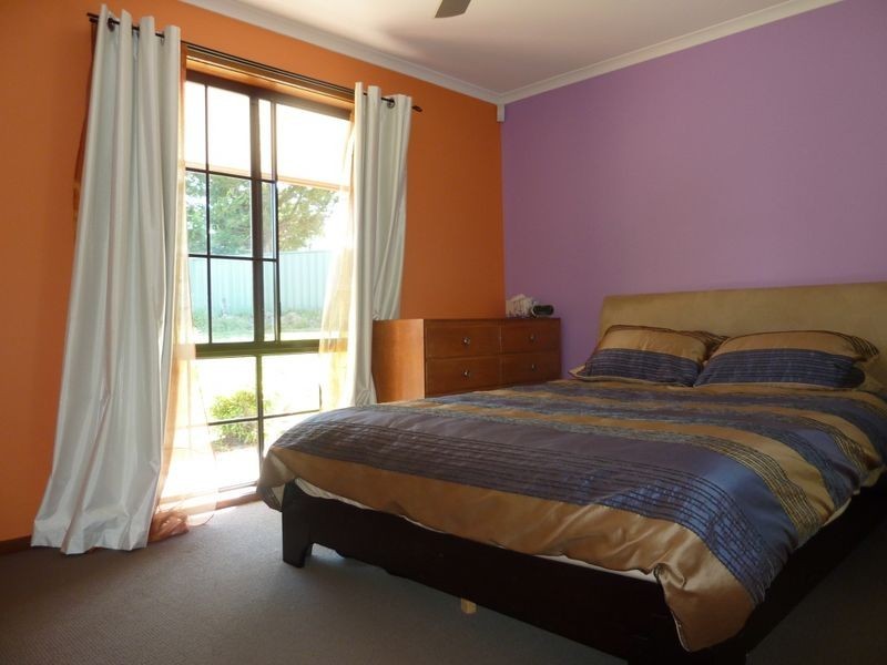 4 Byles Place, Chisholm ACT 2905