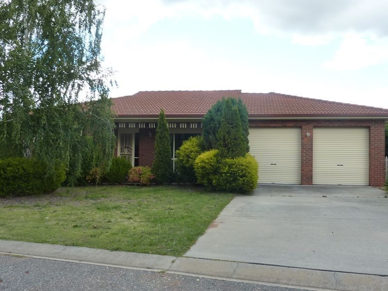 9 Carumbi Place, Isabella Plains ACT 2905