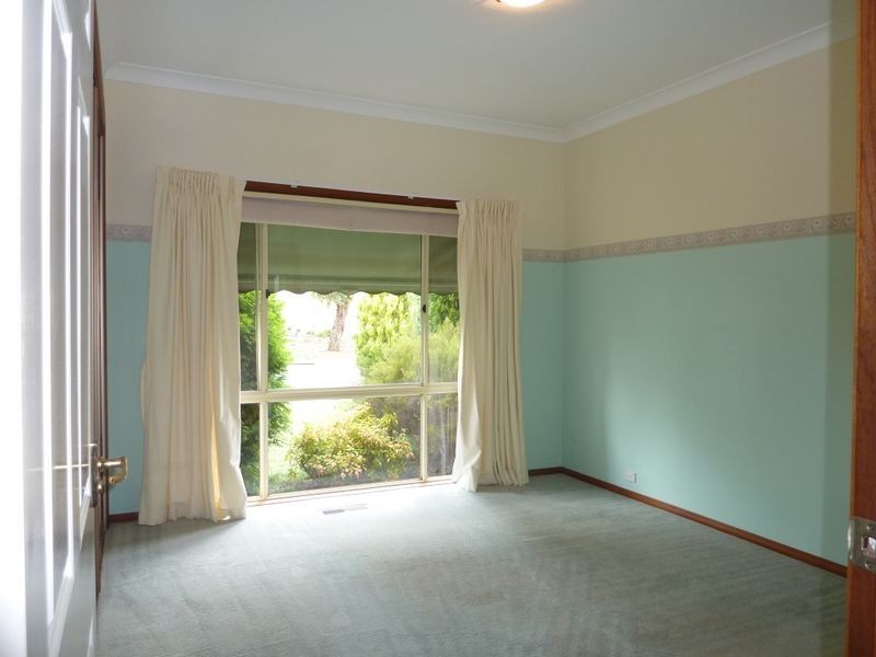 9 Carumbi Place, Isabella Plains ACT 2905