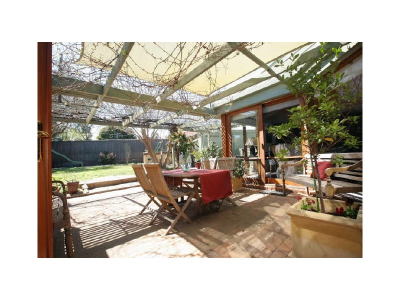 4 McCool Place, Gordon ACT 2906