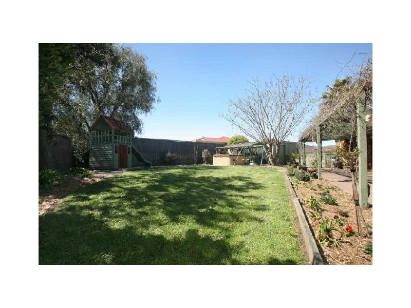 4 McCool Place, Gordon ACT 2906
