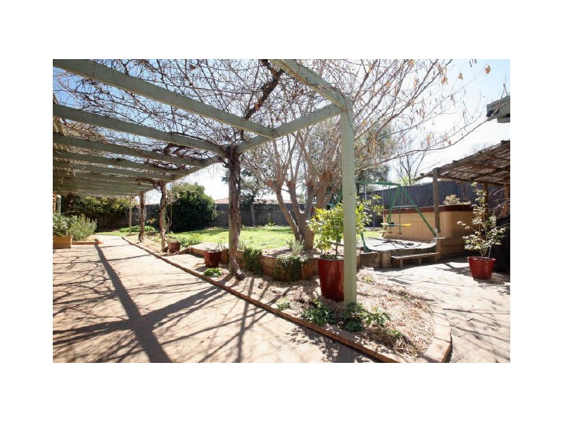 4 McCool Place, Gordon ACT 2906