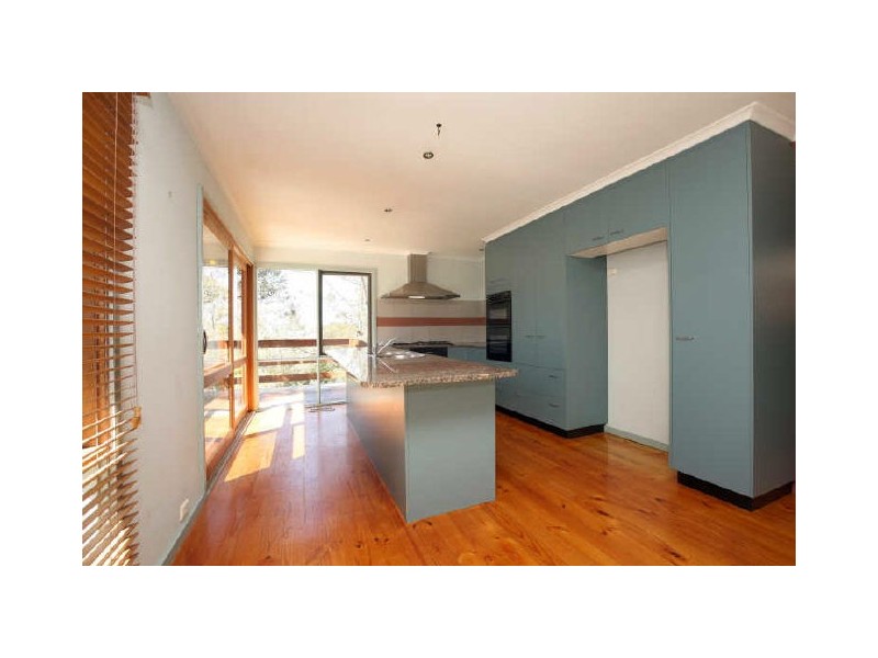 2 Venn Place, Kambah ACT 2902