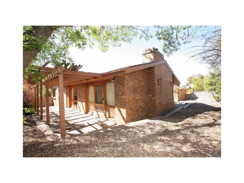 2 Venn Place, Kambah ACT 2902