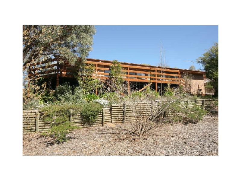 2 Venn Place, Kambah ACT 2902