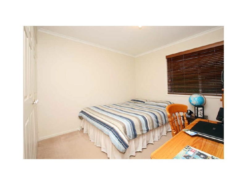 17 Blinkhorn Place, Gordon ACT 2906