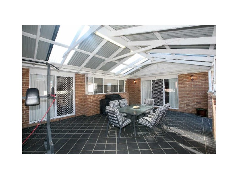 17 Blinkhorn Place, Gordon ACT 2906