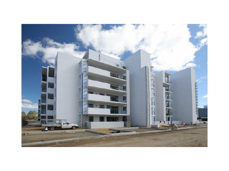 142/57 Benjamin Way, Belconnen ACT 2617