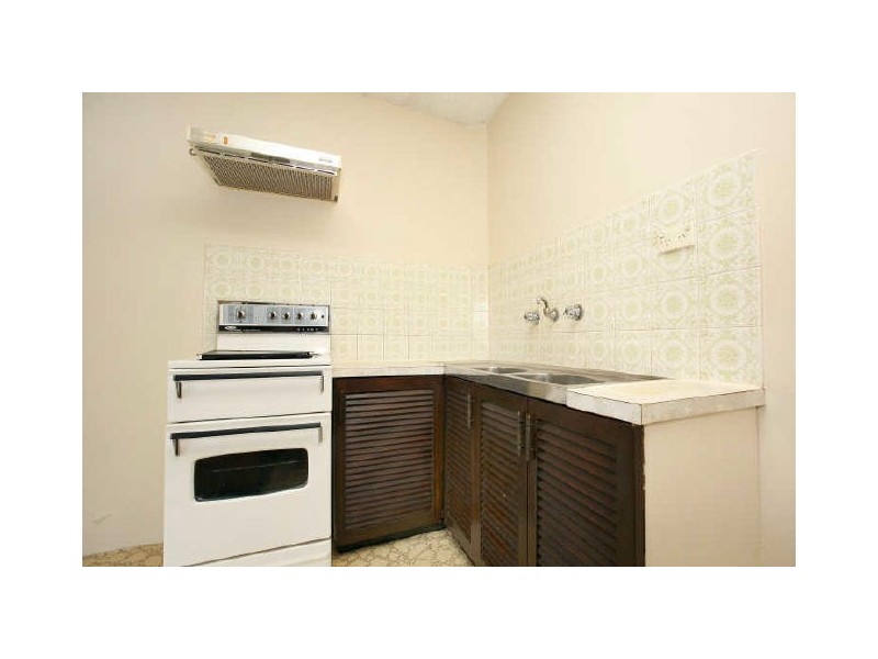 17/104 Henderson Road, Queanbeyan NSW 2620