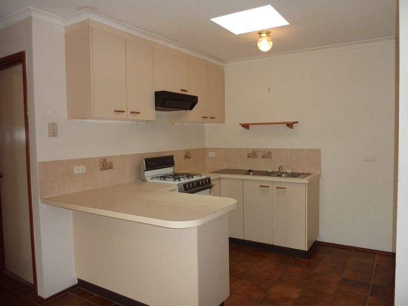4/6 Beazley Crescent, Calwell ACT 2905