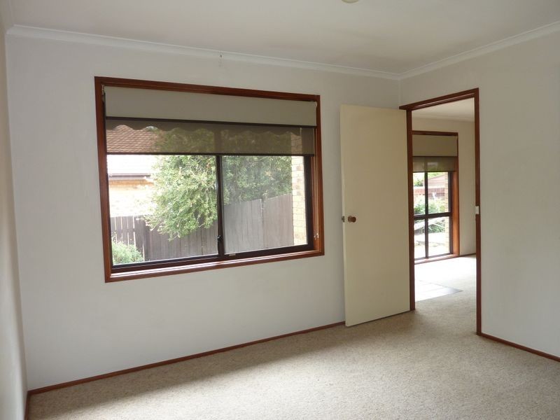 4/6 Beazley Crescent, Calwell ACT 2905