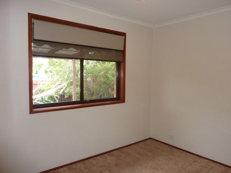 4/6 Beazley Crescent, Calwell ACT 2905