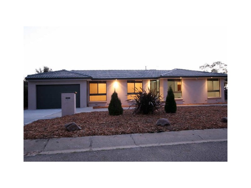 14A Axon Street, Monash ACT 2904