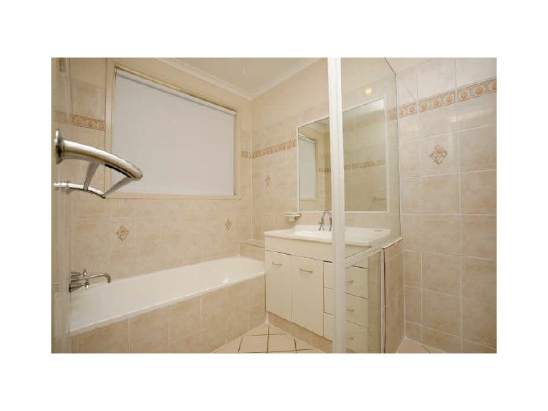 14A Axon Street, Monash ACT 2904