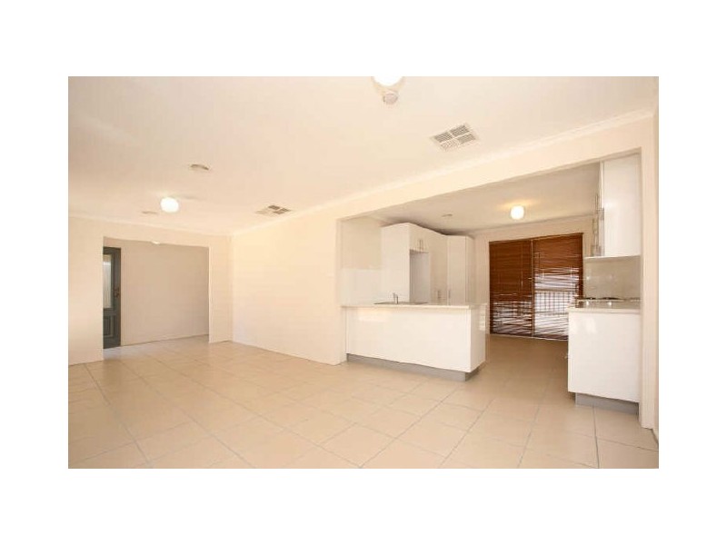 14A Axon Street, Monash ACT 2904