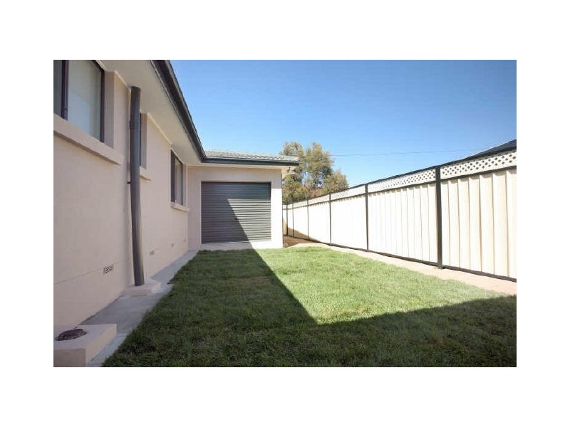 14A Axon Street, Monash ACT 2904