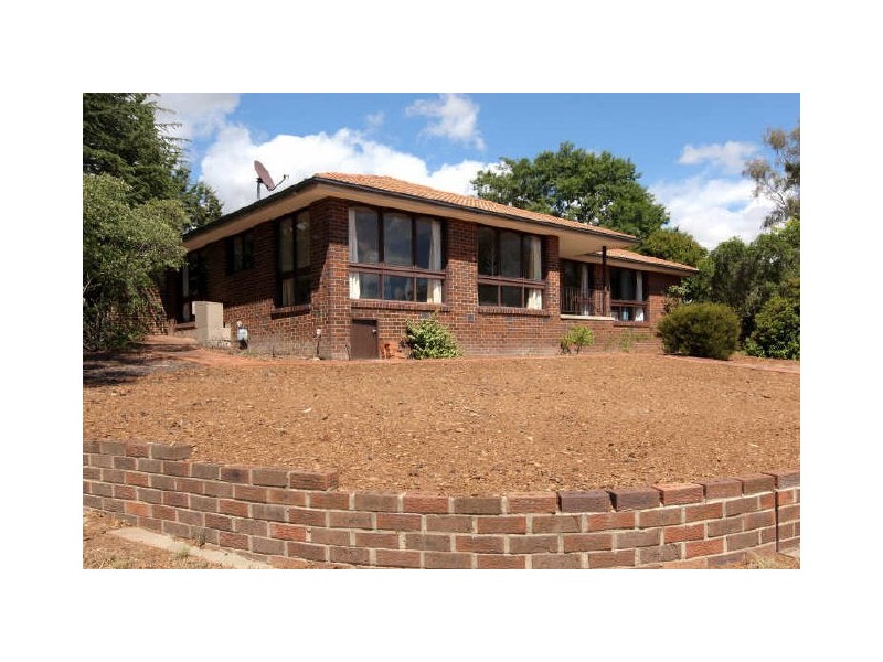 84 McKillop Circuit, Kambah ACT 2902