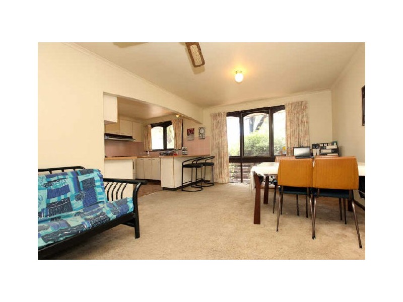 84 McKillop Circuit, Kambah ACT 2902