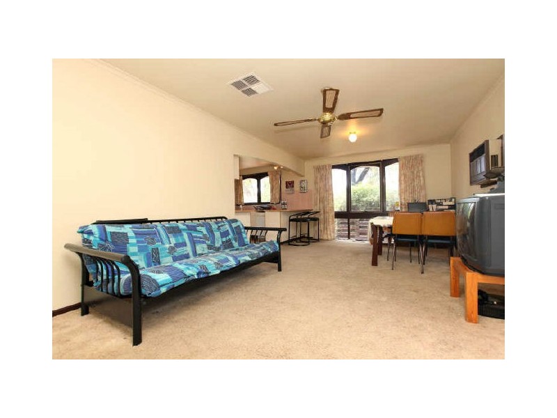 84 McKillop Circuit, Kambah ACT 2902