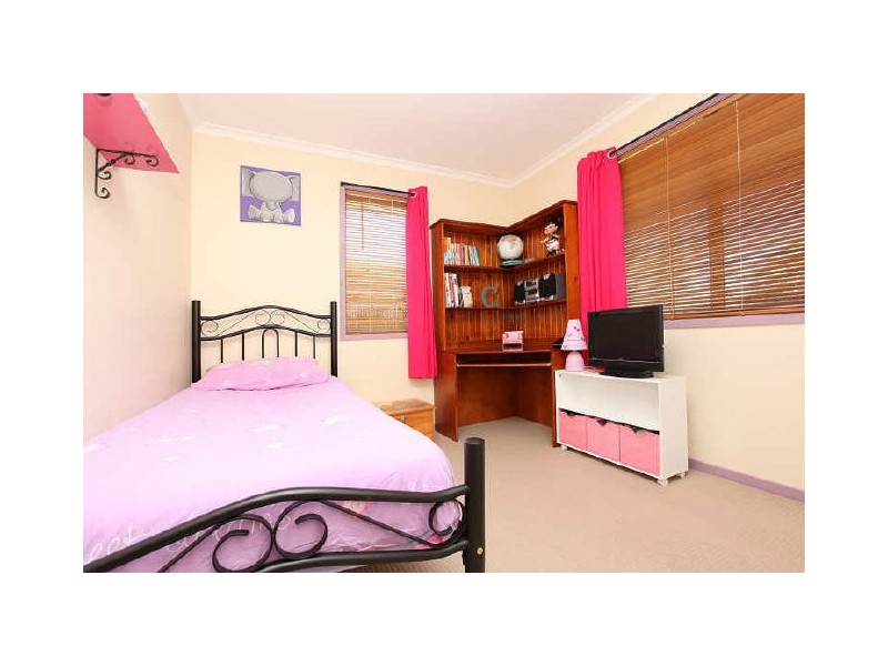 40 McLuckie Crescent, Banks ACT 2906