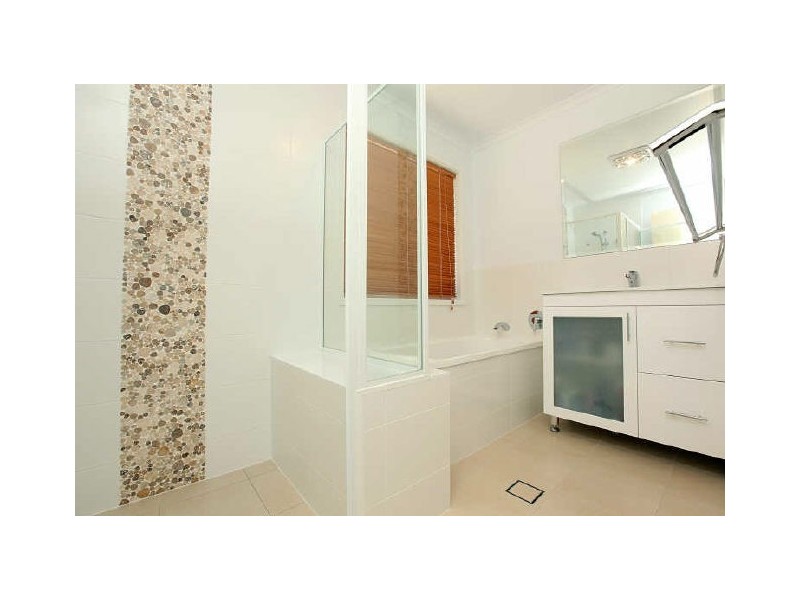 40 McLuckie Crescent, Banks ACT 2906