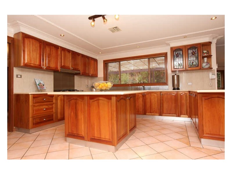 1 Winser Crescent, Kambah ACT 2902