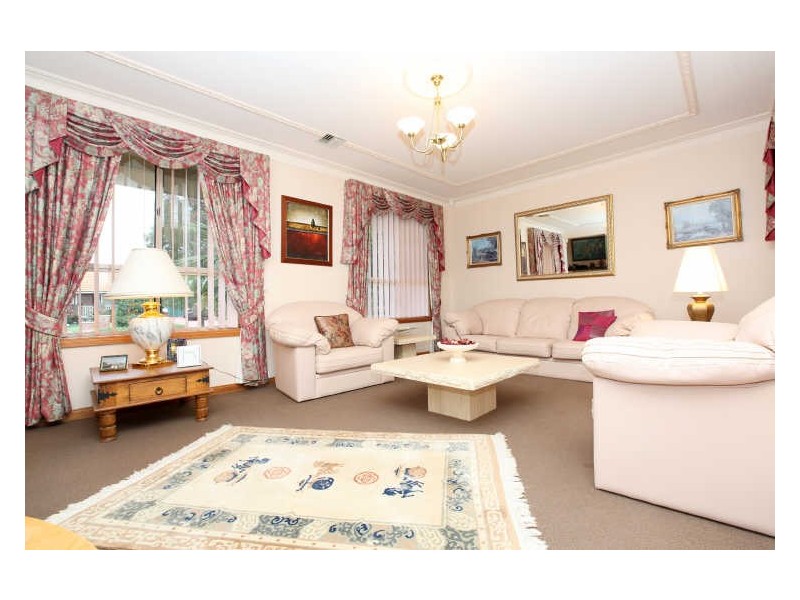 1 Winser Crescent, Kambah ACT 2902