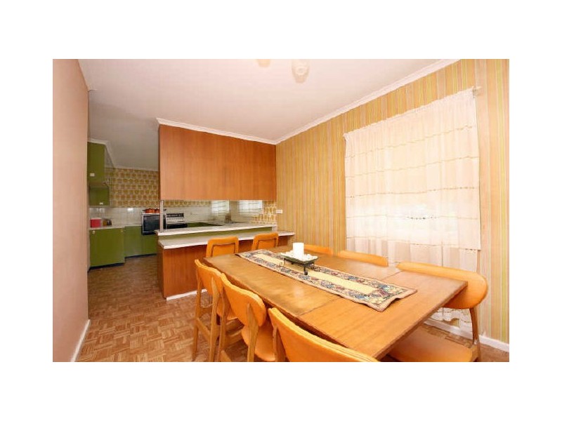 18 Barron Street, Deakin ACT 2600
