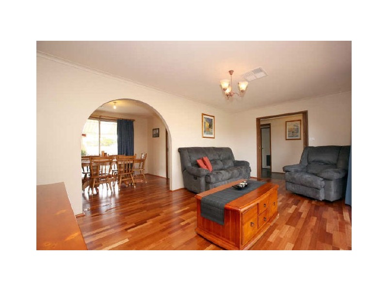 79 Wettenhall Circuit, Calwell ACT 2905