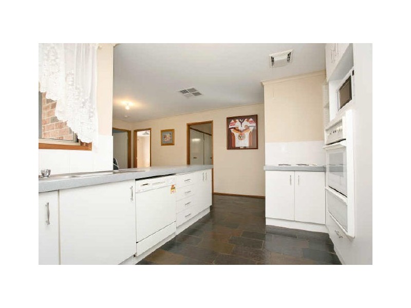 79 Wettenhall Circuit, Calwell ACT 2905