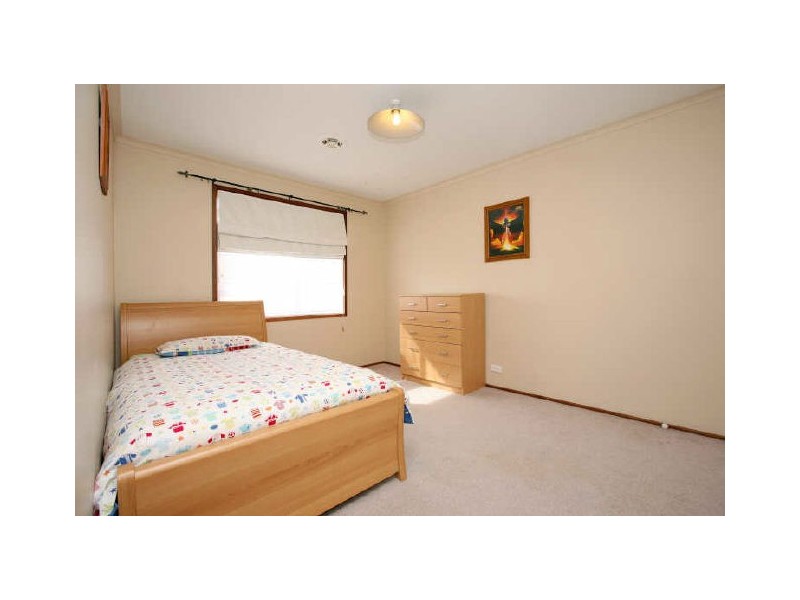 79 Wettenhall Circuit, Calwell ACT 2905