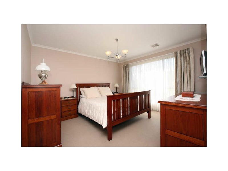 56 Jane Sutherland Street, Conder ACT 2906