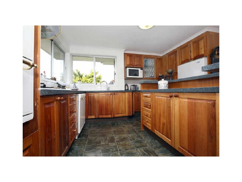 14 Adamson Crescent, Wanniassa ACT 2903