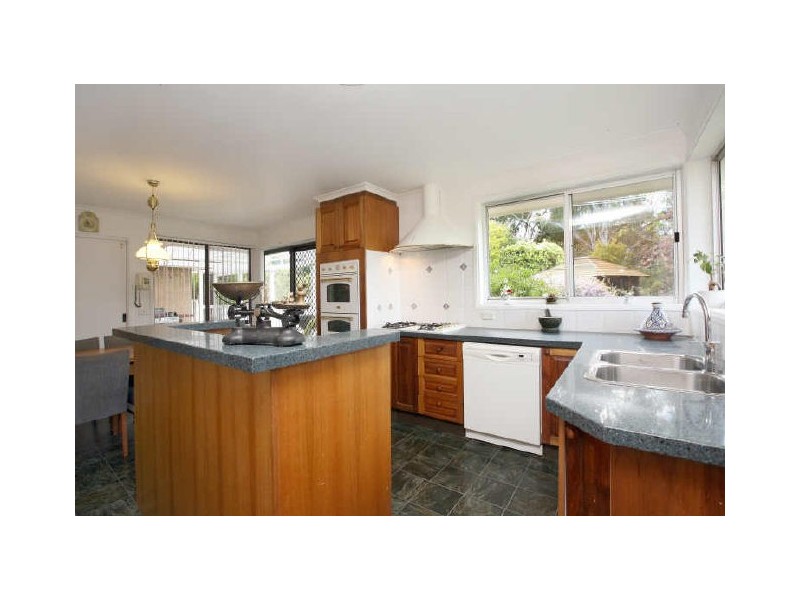 14 Adamson Crescent, Wanniassa ACT 2903