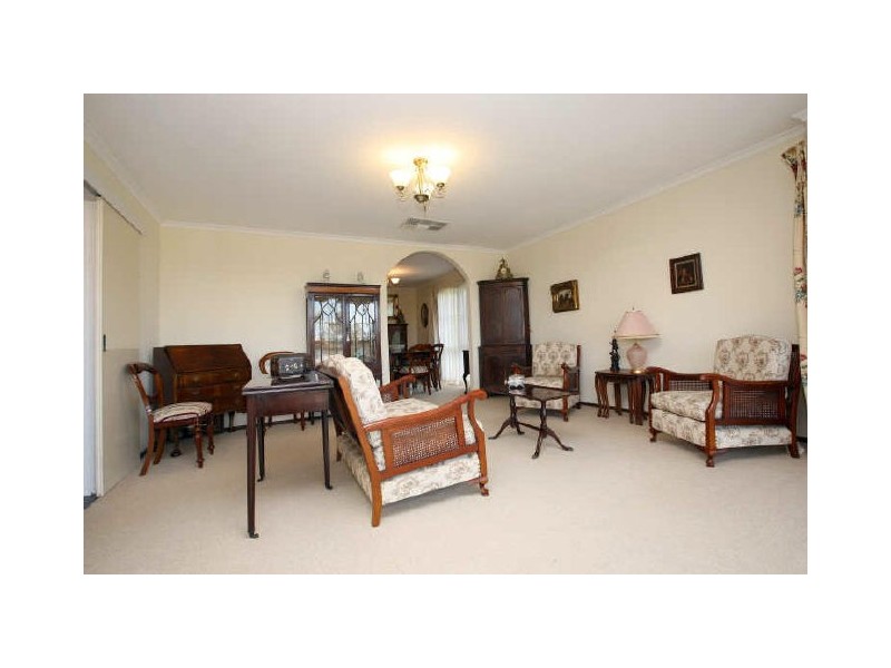 14 Adamson Crescent, Wanniassa ACT 2903
